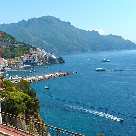 Villa Rosinella Amalfi Bagian luar foto
