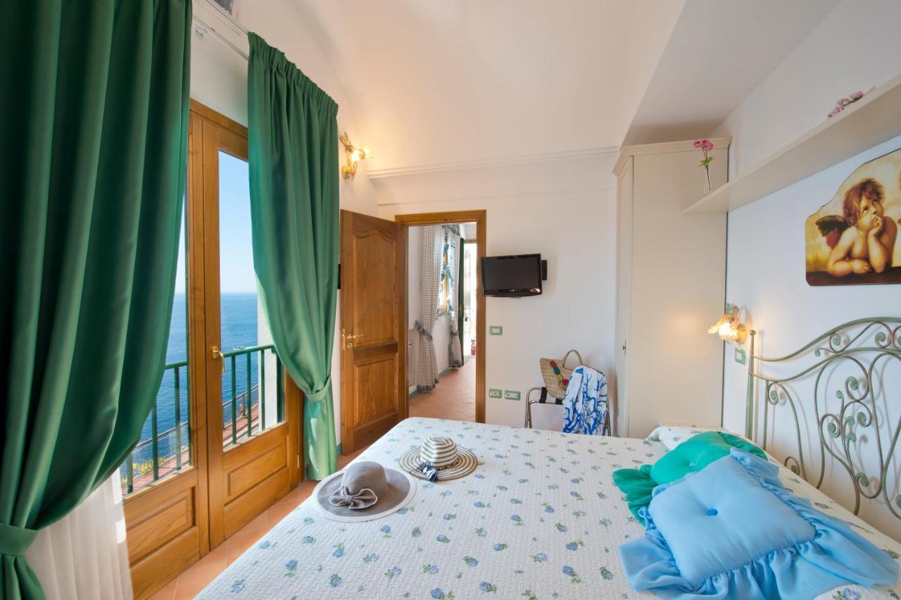 Villa Rosinella Amalfi Bagian luar foto