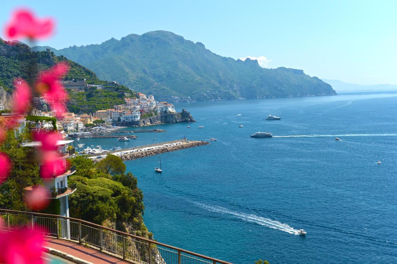 Villa Rosinella Amalfi Bagian luar foto