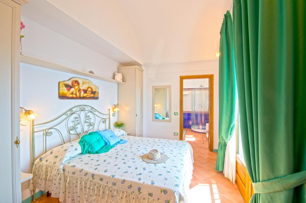 Villa Rosinella Amalfi Bagian luar foto